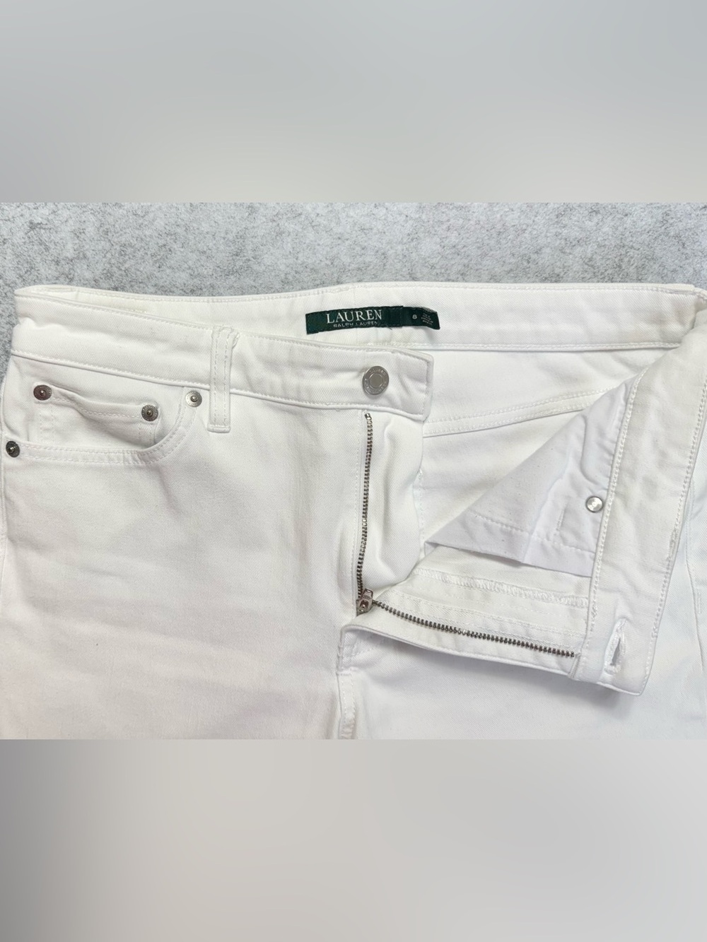 LRL Ralph Lauren White Bermuda Shorts Womens Size 8 Stretch Mid Rise Mid Length - Picture 5 of 8